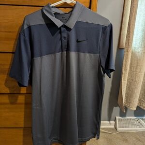 NIKE GOLF POLO SIZE M